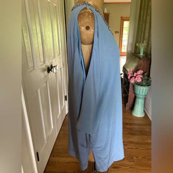 AMERICAN GLAMOUR Badgely Mischka Cold Shoulder Tunic BABY BLUE RHINESTONES Large - Picture 7 of 14